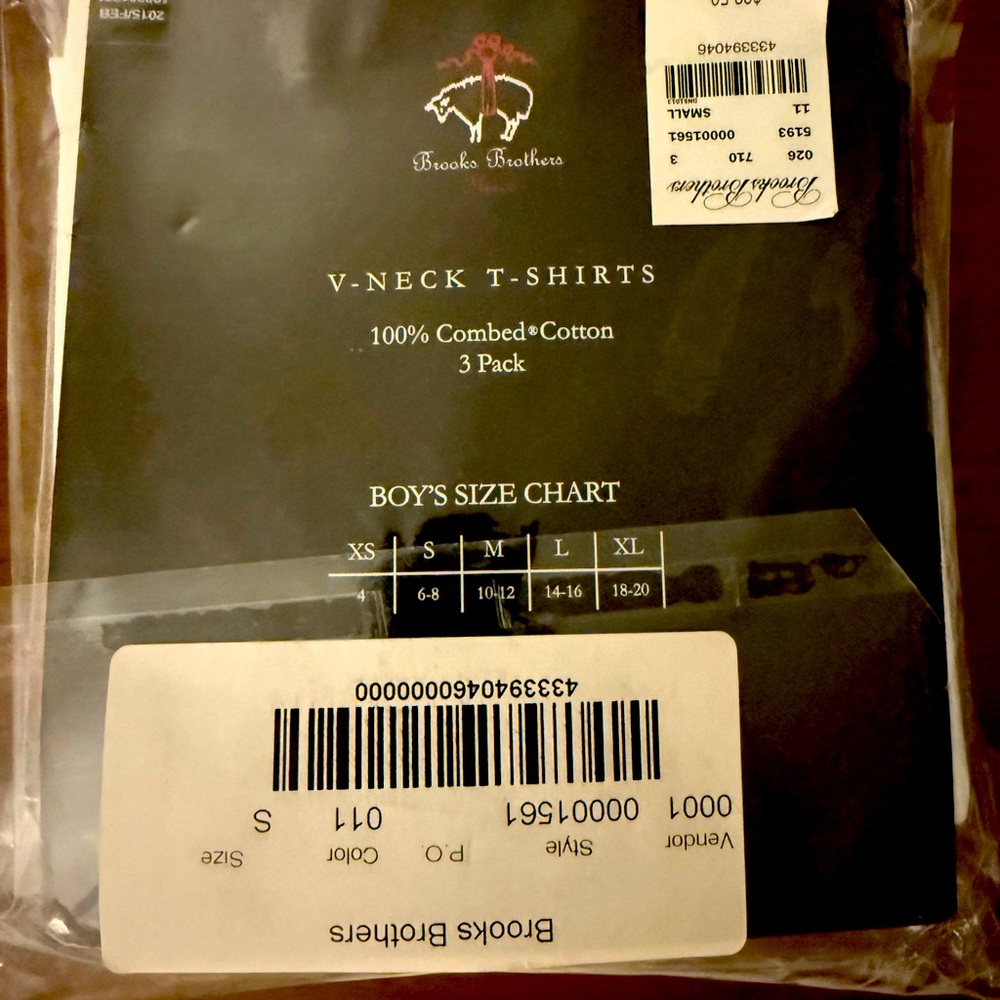 Brooks Brothers 3 pack V neck T-shirts NEW! Size S boys